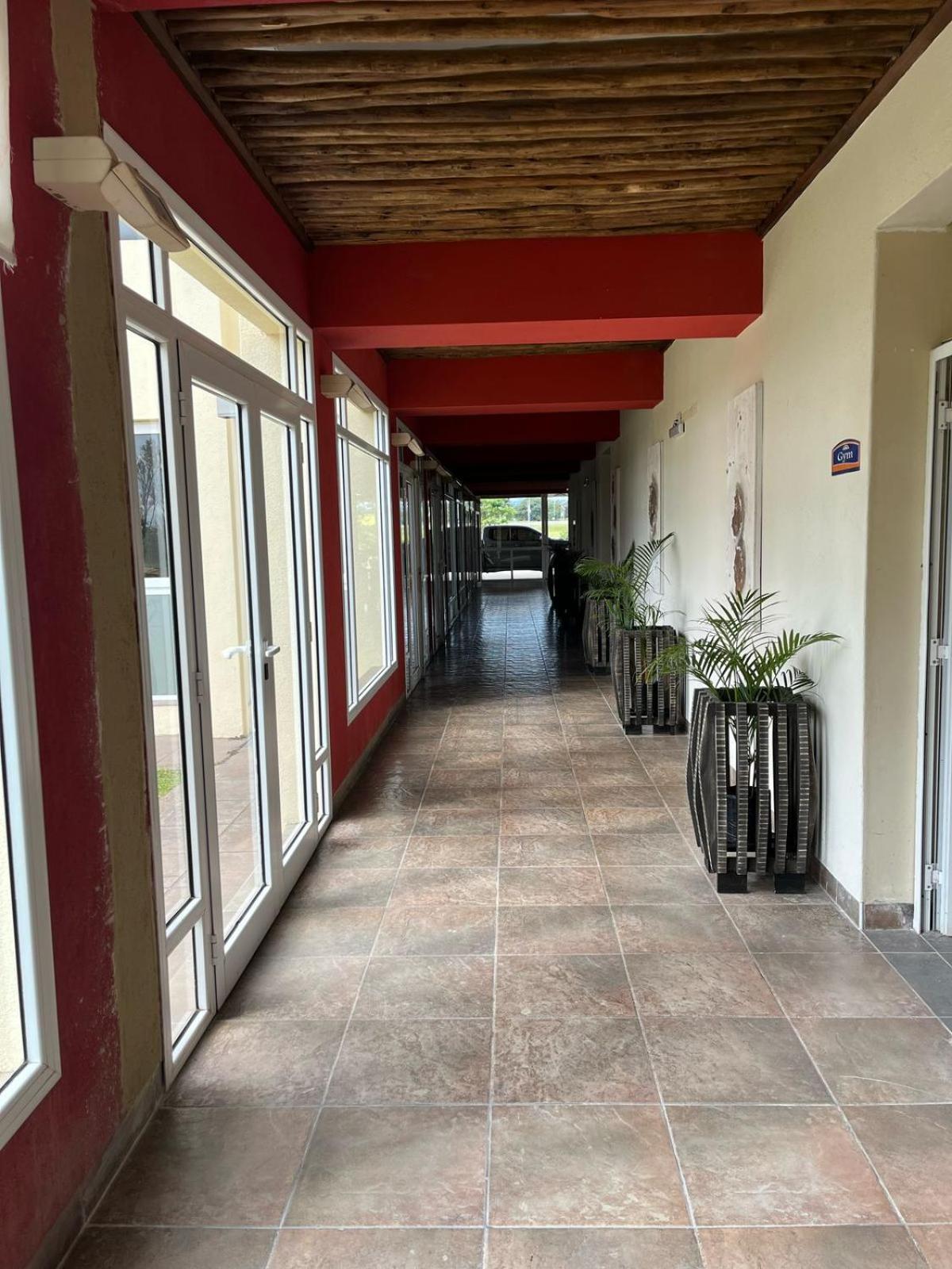 Howard Johnson Inn Rosario De La Frontera Exterior photo