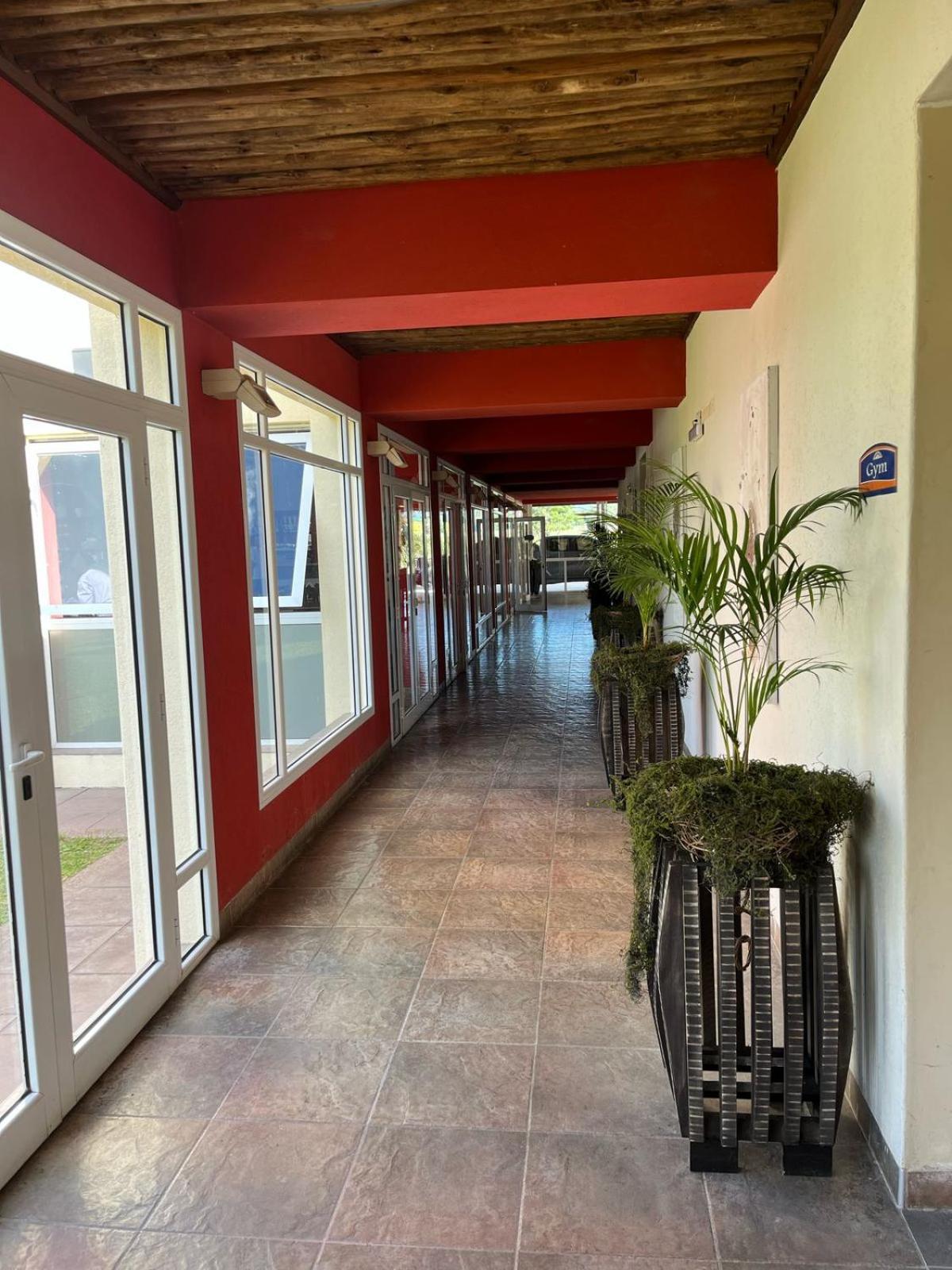 Howard Johnson Inn Rosario De La Frontera Exterior photo